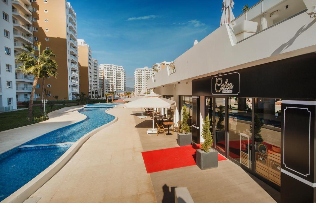 Luxury Sea View Two Bedroom Apartment In Caesar Resort & Spa, Long Beach Perivolia tou Trikomou Bagian luar foto